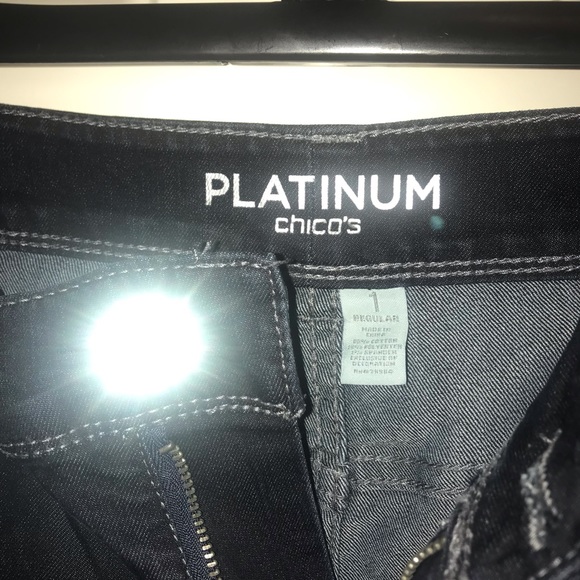 Chicos Bling Jeans, size 1=Medium - Picture 6 of 8